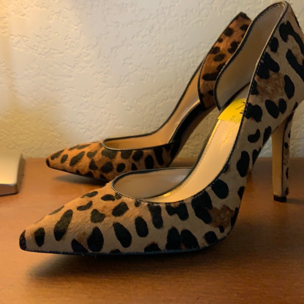 Jessica Simpson animal print pumps